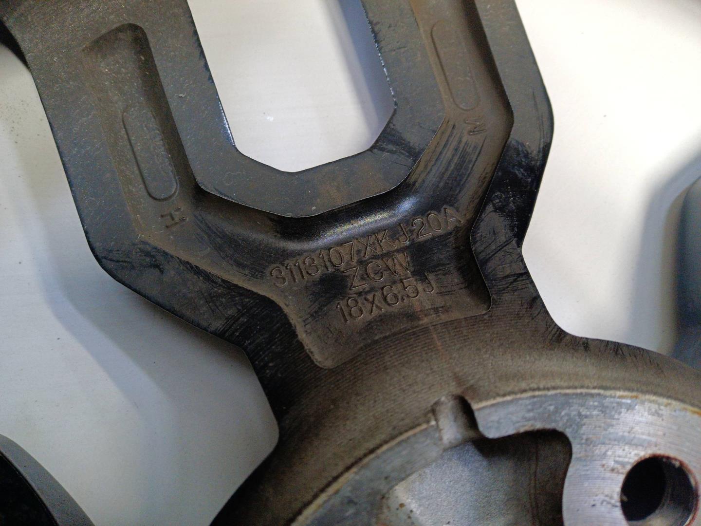 Диск колесный литой легкий сплав