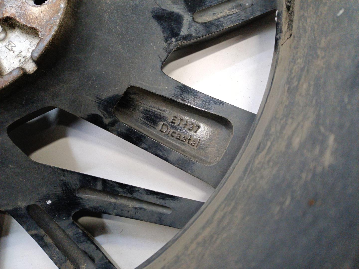 Диск колесный литой легкий сплав