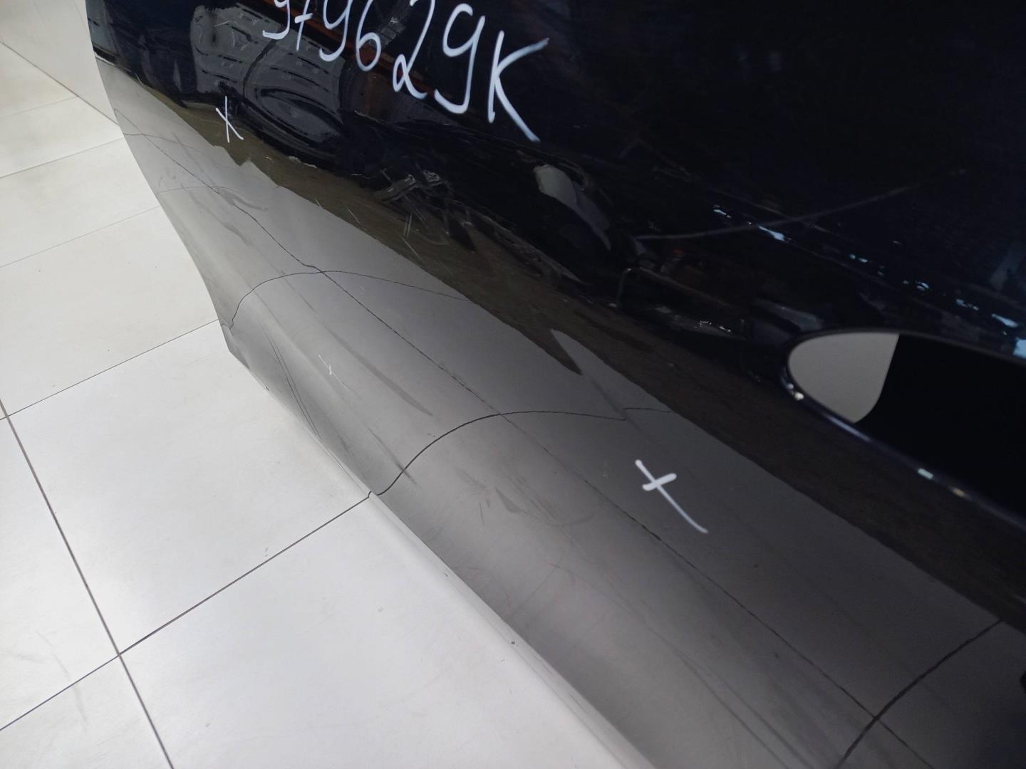 Дверь задняя левая