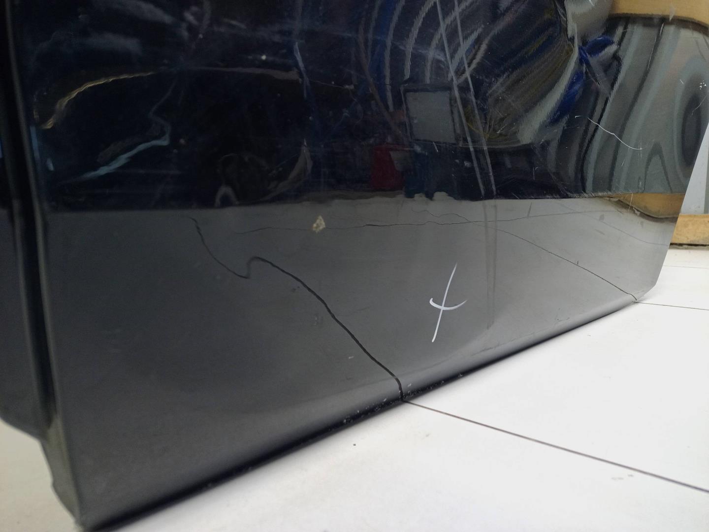 Дверь задняя левая