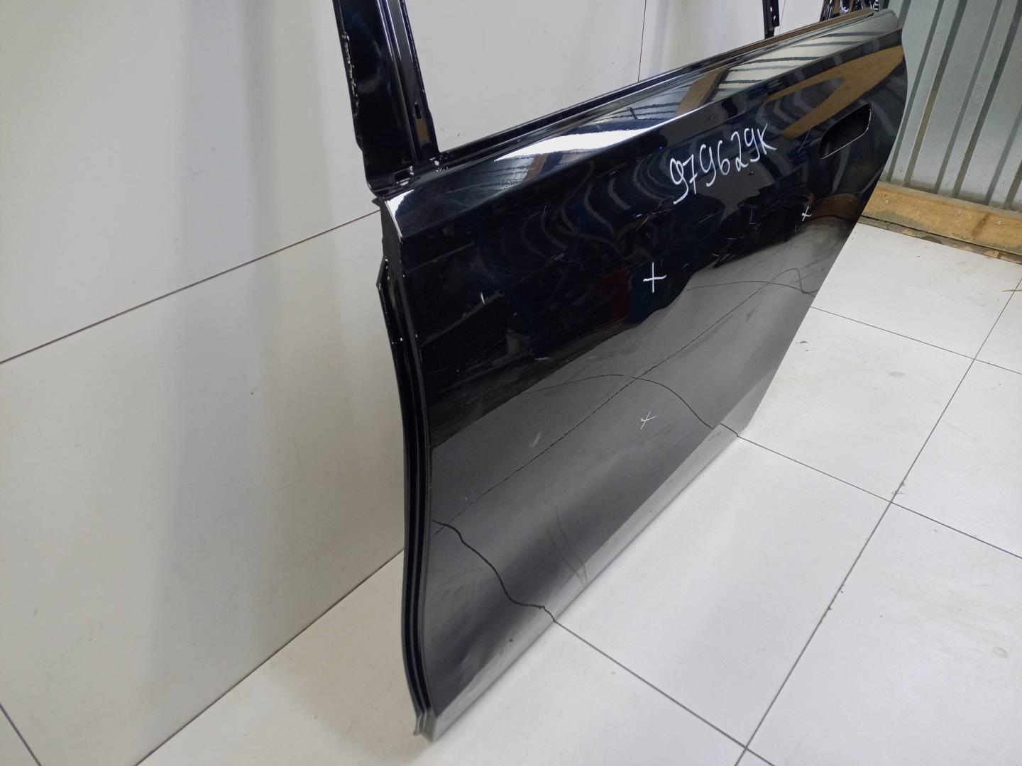 Дверь задняя левая