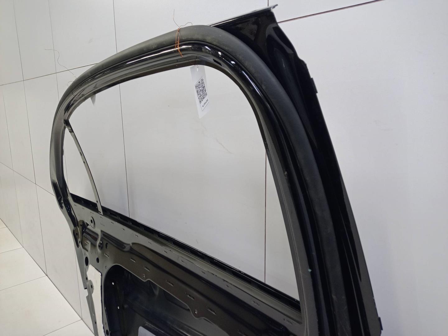 Дверь задняя левая