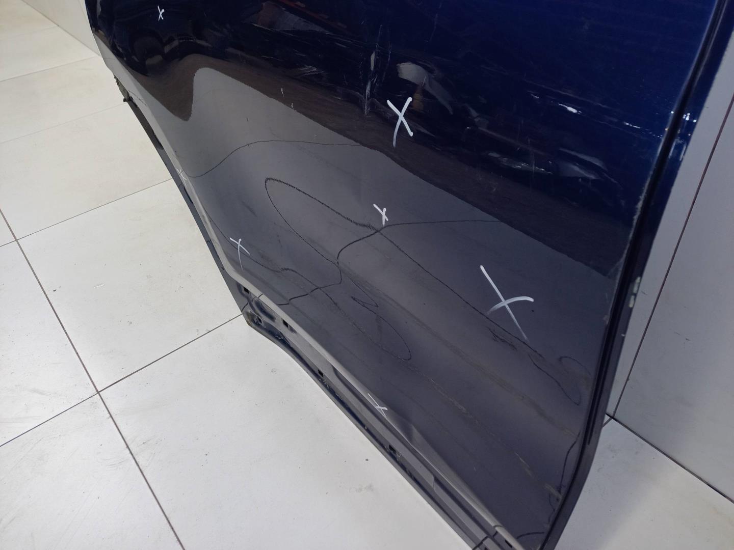 Дверь задняя правая