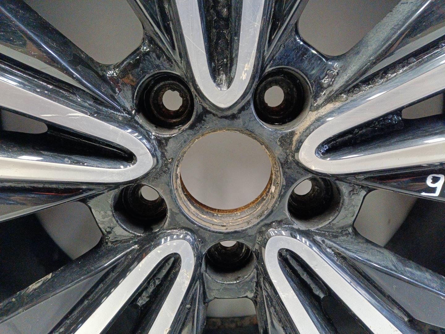 Диск колесный литой легкий сплав