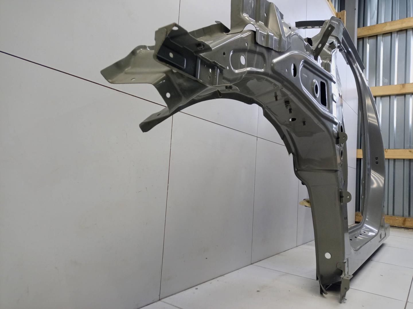 Кузовной элемент