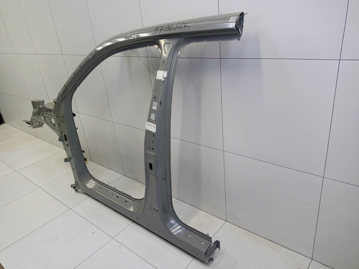 Кузовной элемент