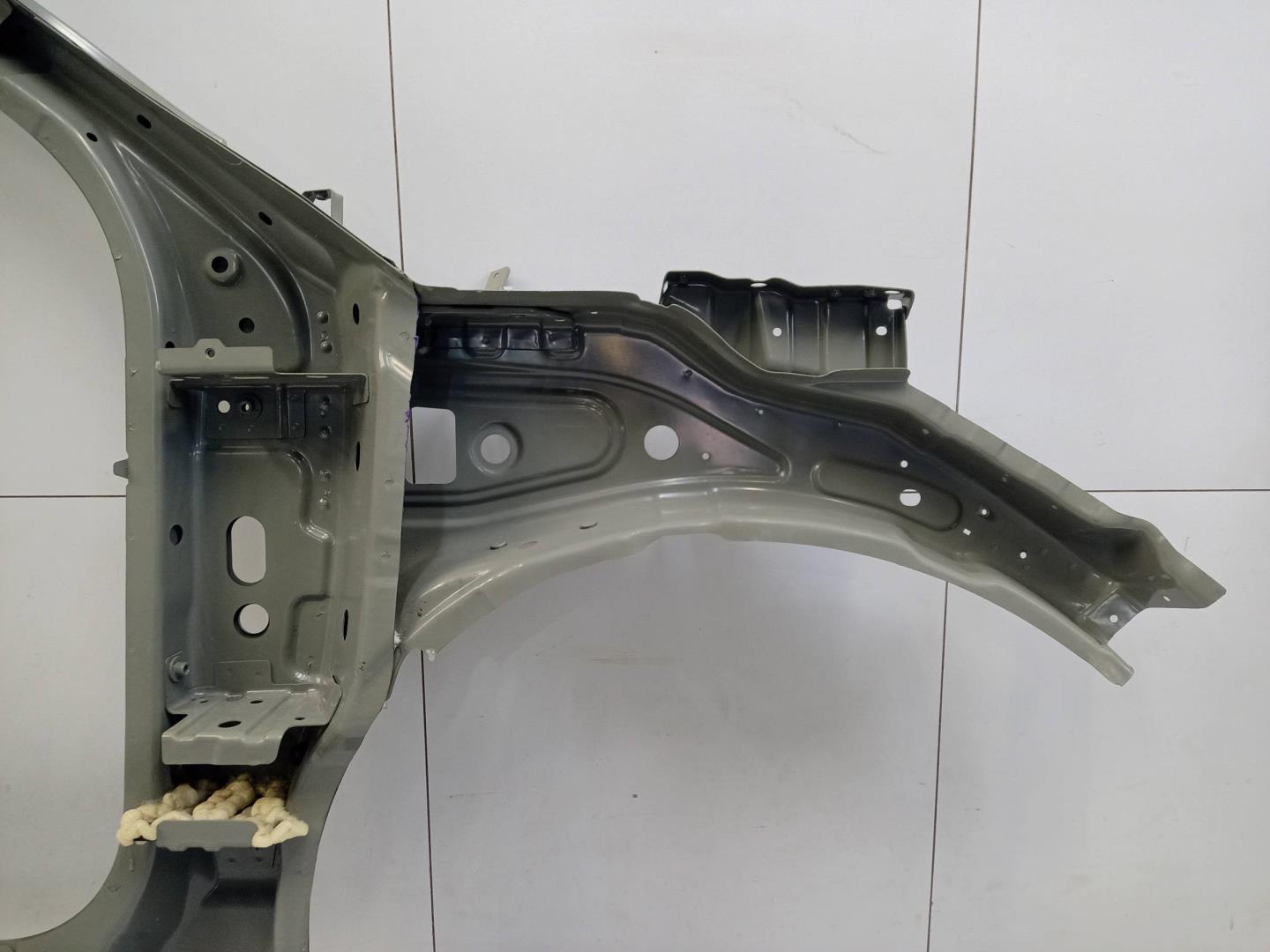 Кузовной элемент