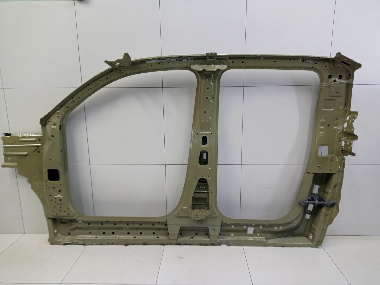 Кузовной элемент