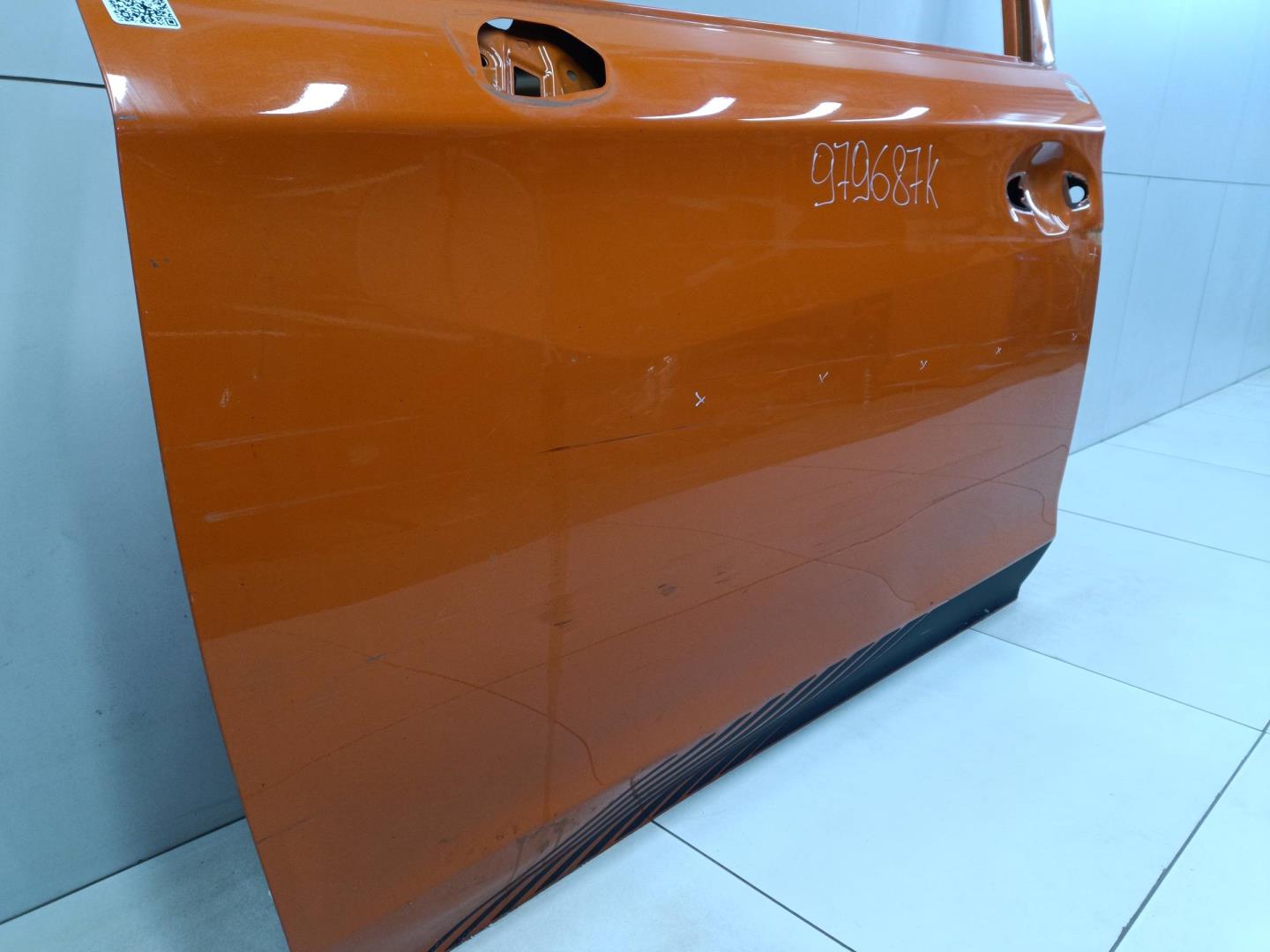 Дверь передняя левая