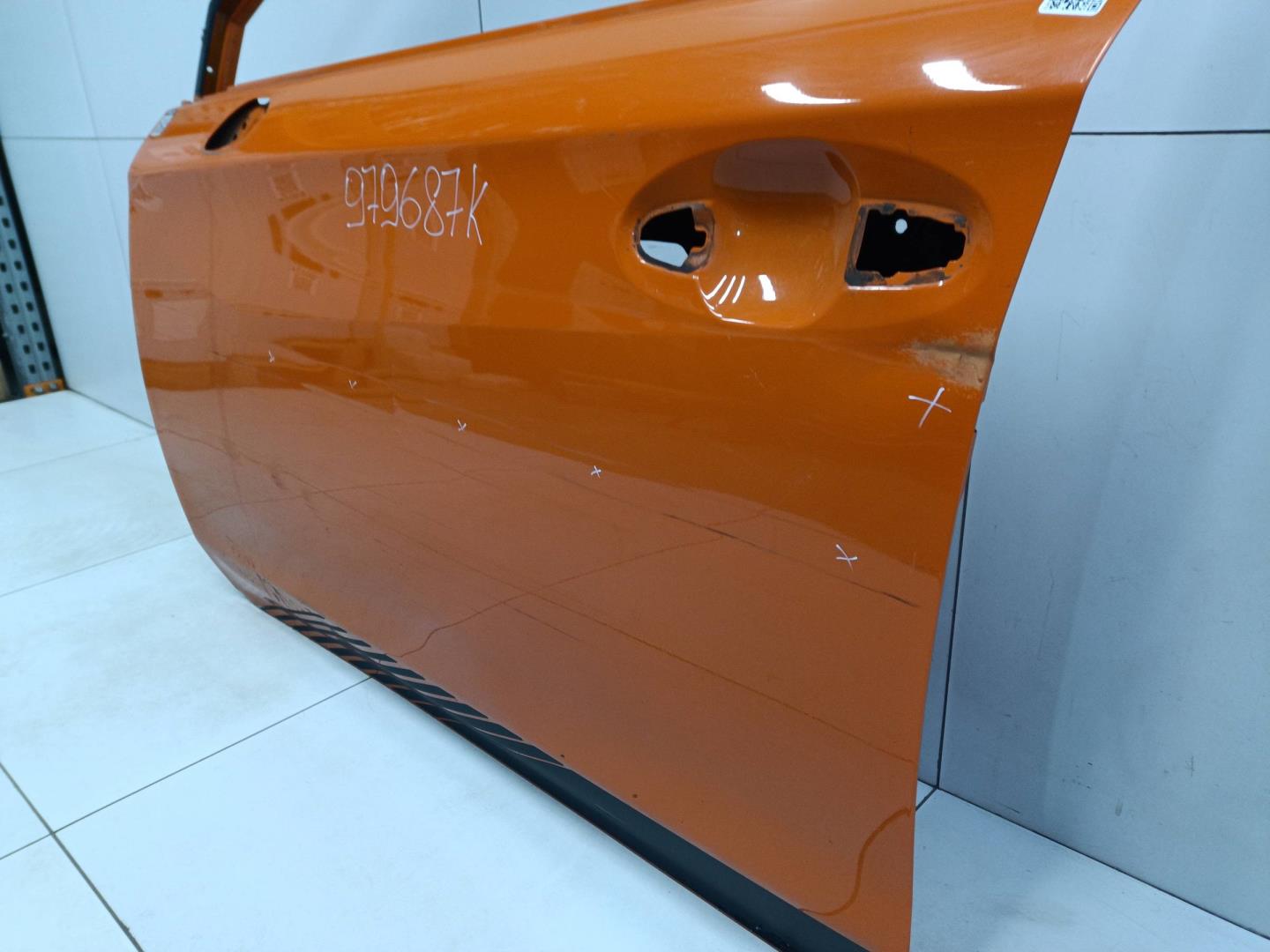 Дверь передняя левая