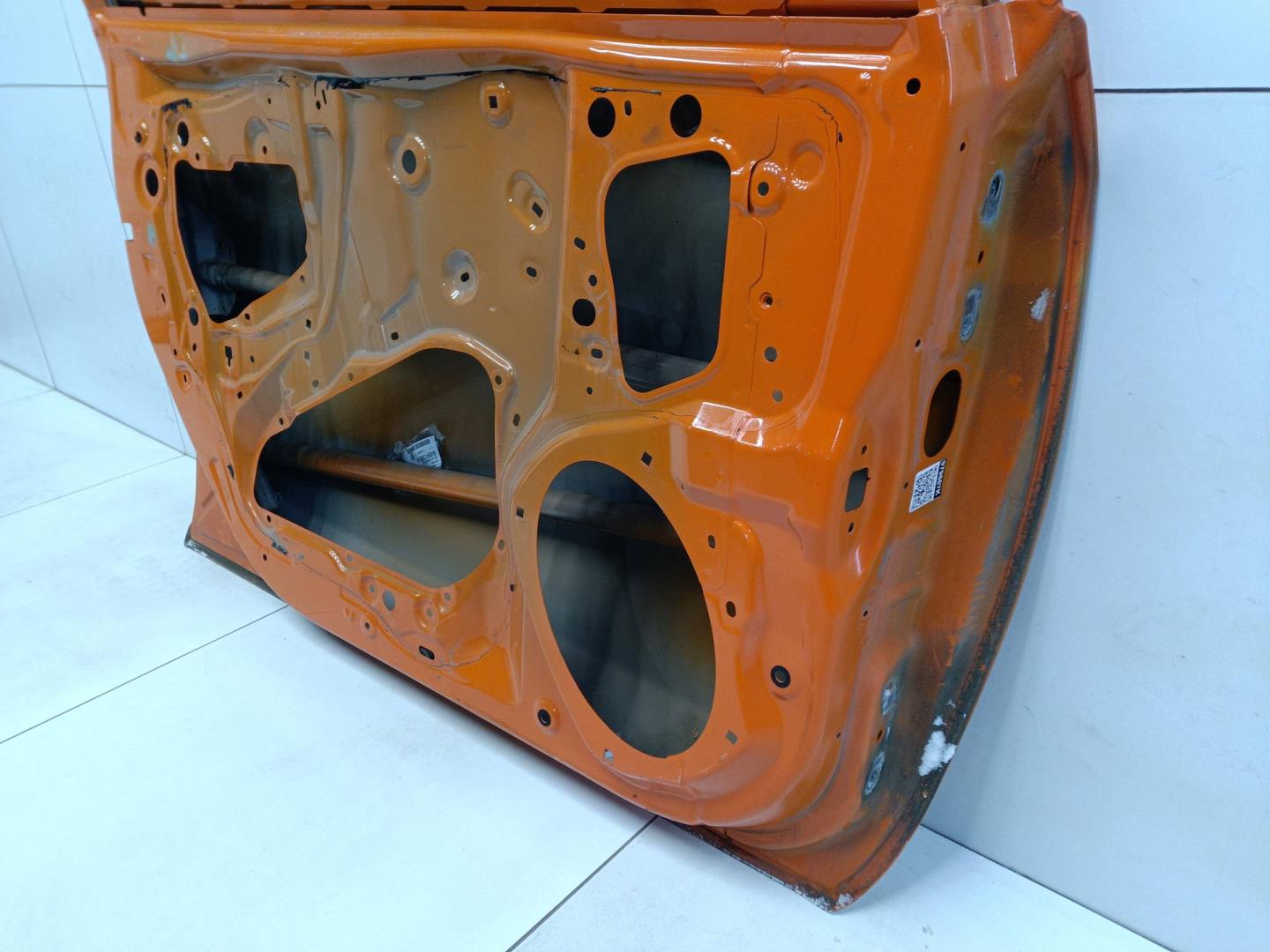 Дверь передняя левая