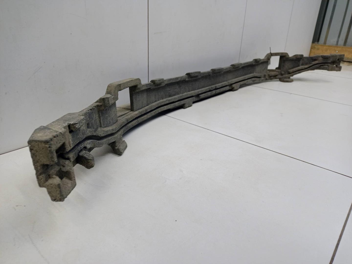 Наполнитель переднего бампера