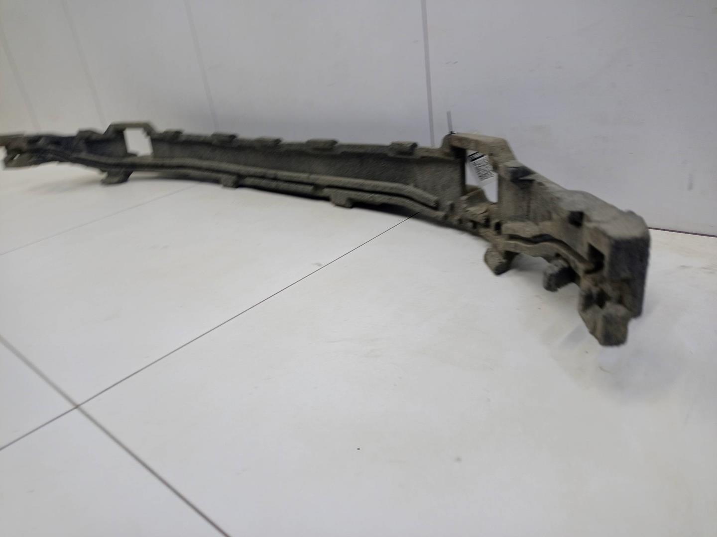 Наполнитель переднего бампера