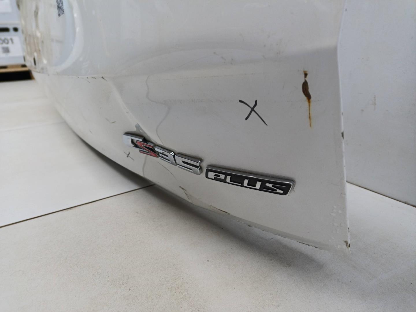 Крышка багажника