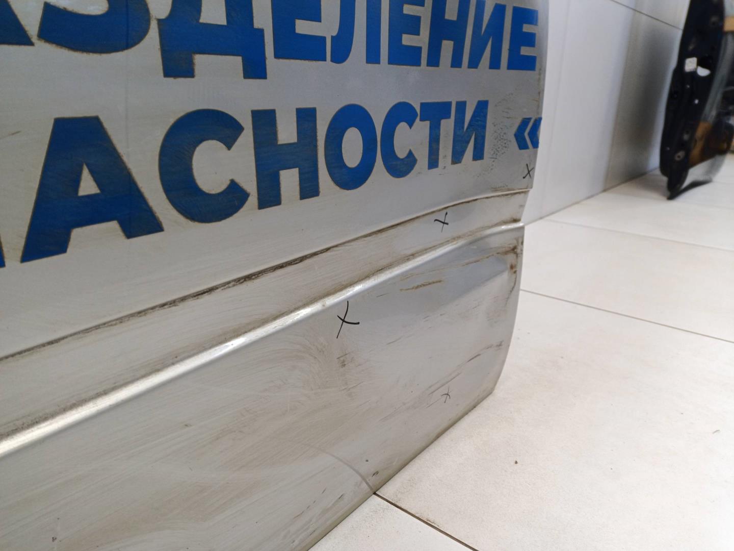 Дверь передняя левая