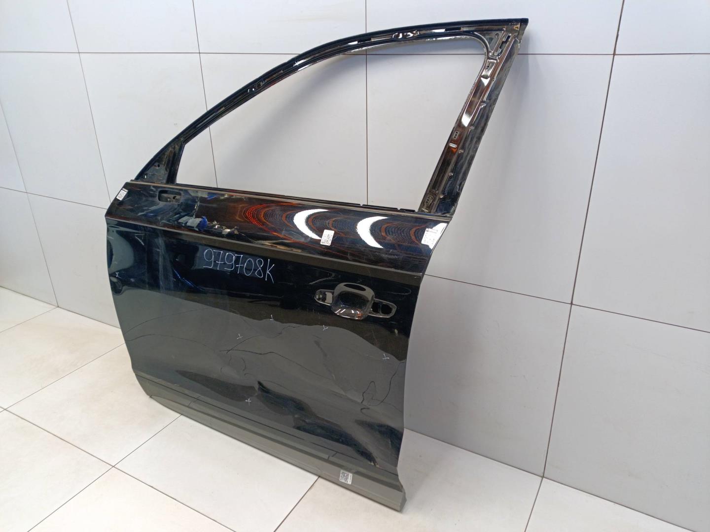 Дверь передняя левая