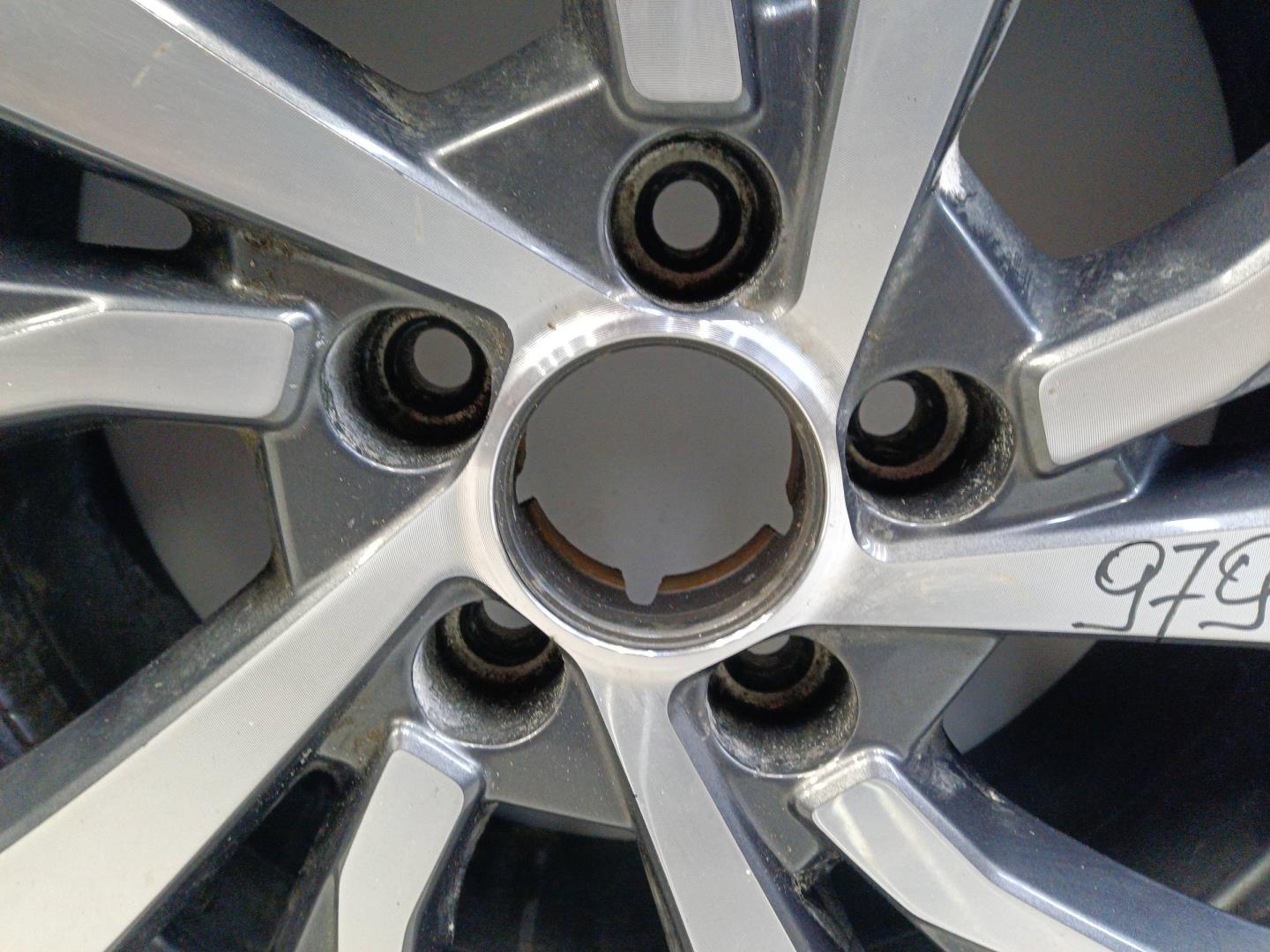 Диск колесный литой легкий сплав