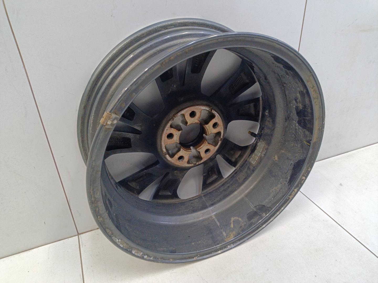 Диск колесный литой легкий сплав