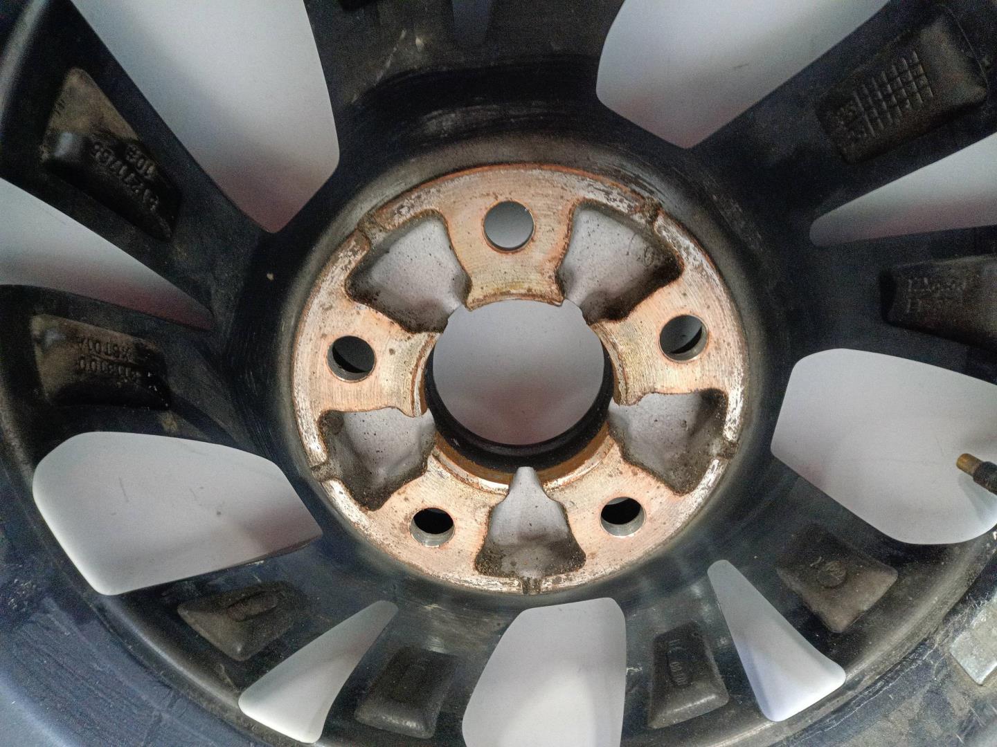 Диск колесный литой легкий сплав