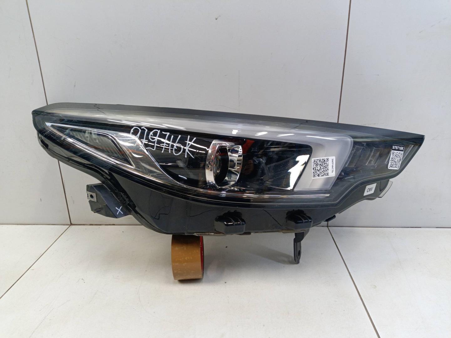 Фара правая