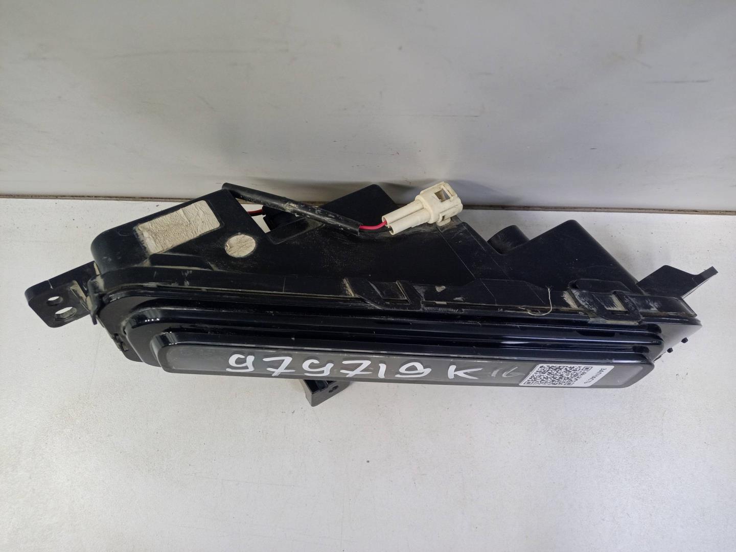 Фара противотуманная правая