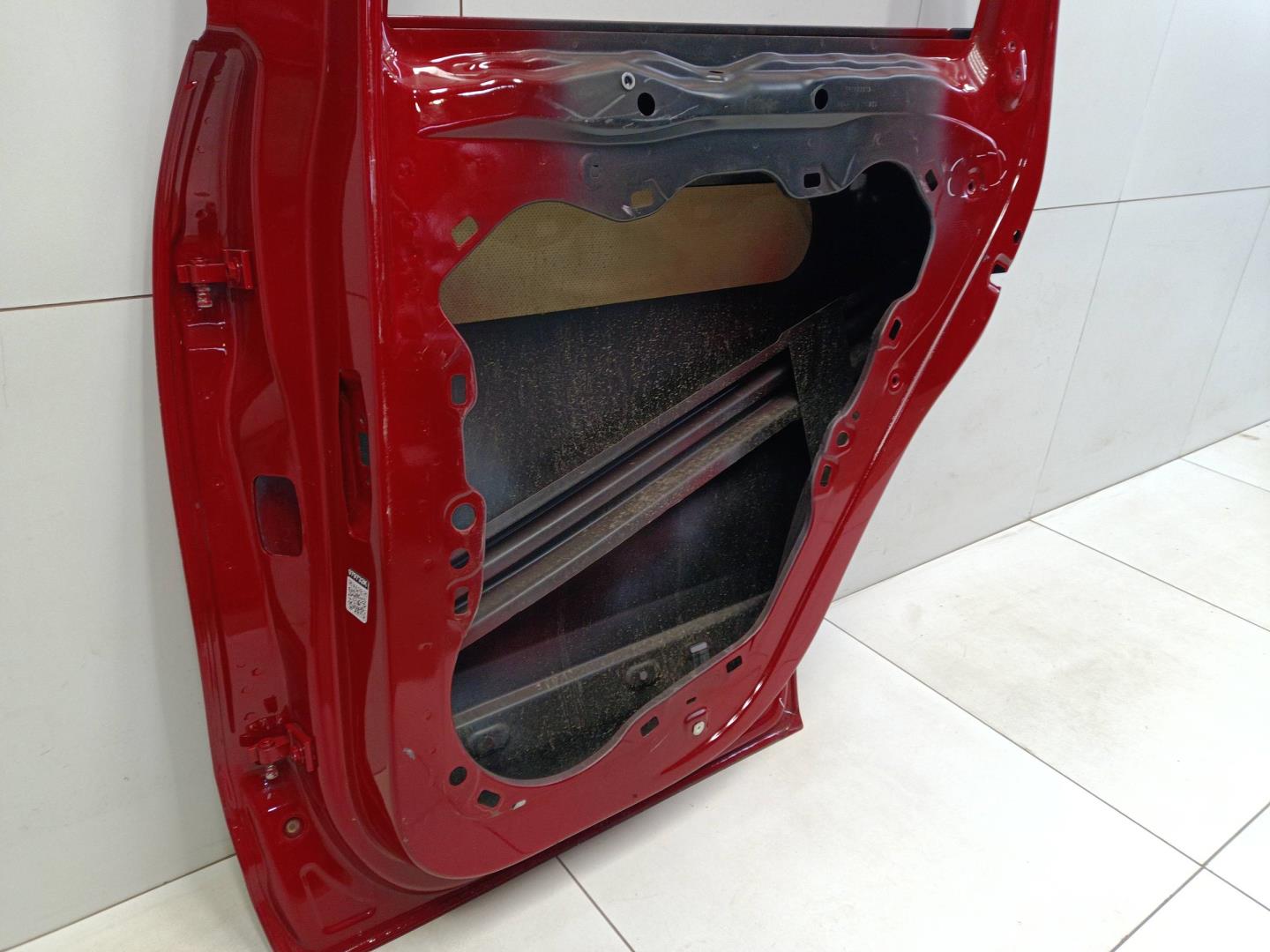 Дверь задняя правая