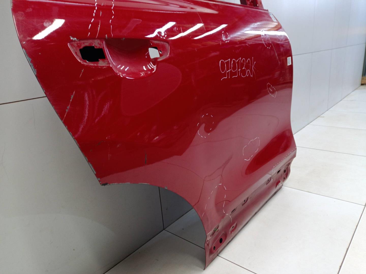 Дверь задняя правая