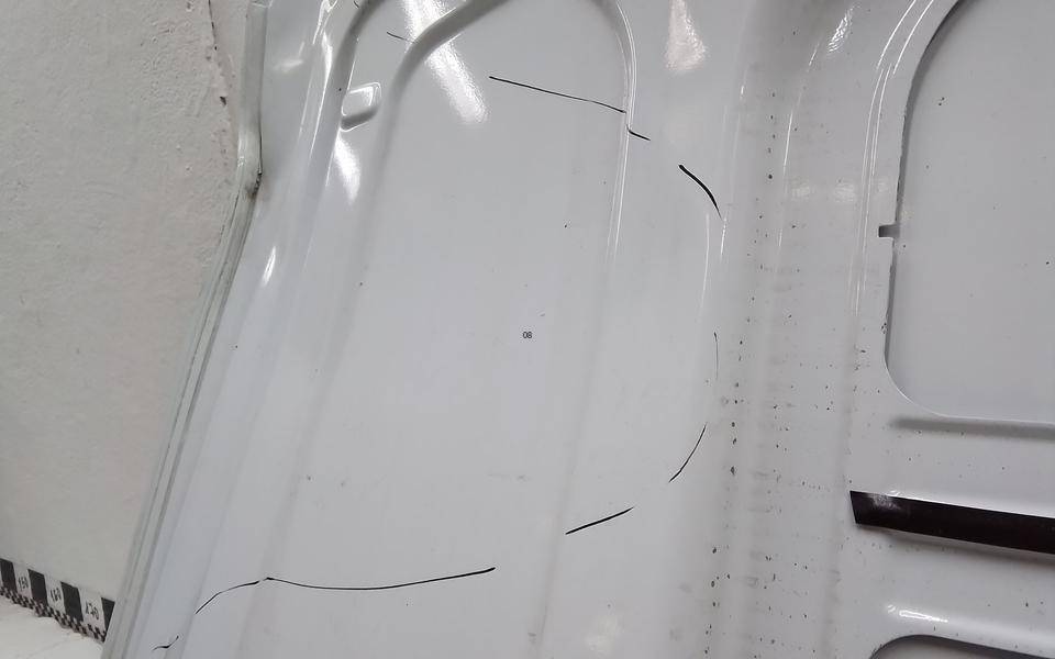 Дверь задняя левая