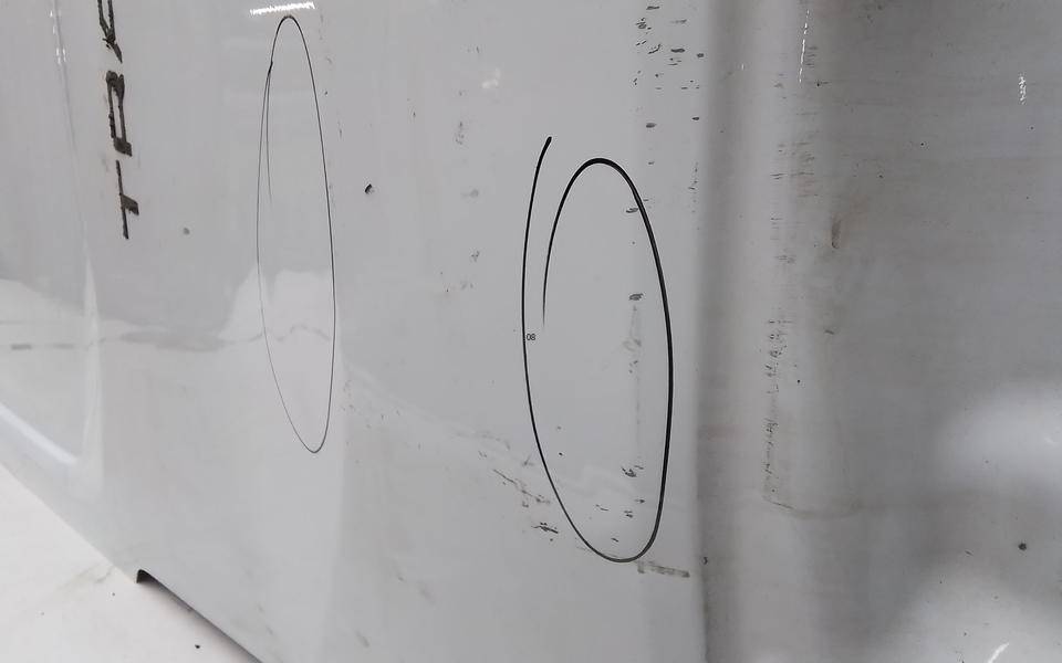 Дверь задняя левая