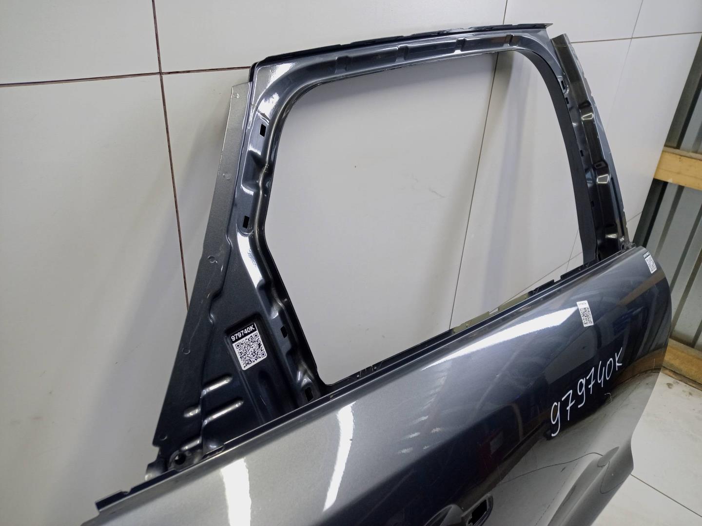 Дверь задняя правая