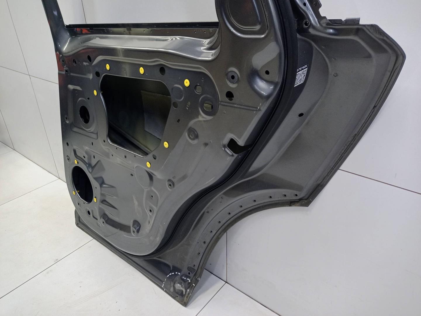 Дверь задняя правая