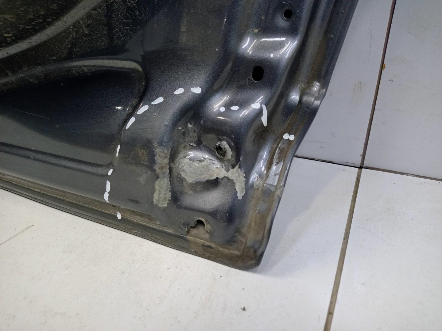 Дверь задняя правая