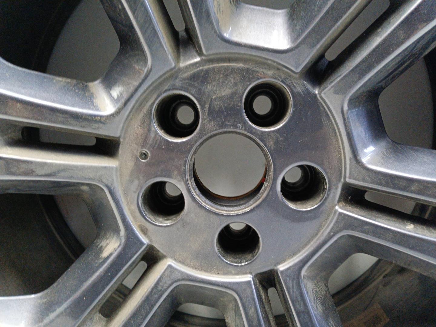 Диск колесный литой легкий сплав