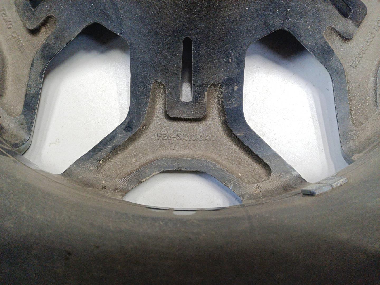 Диск колесный литой легкий сплав