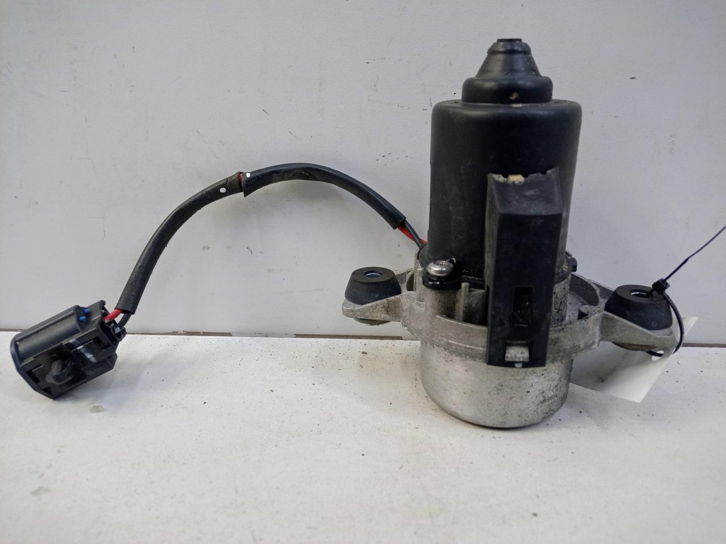 Насос вакуумный