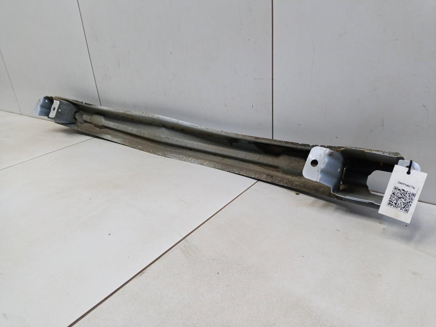 Усилитель заднего бампера