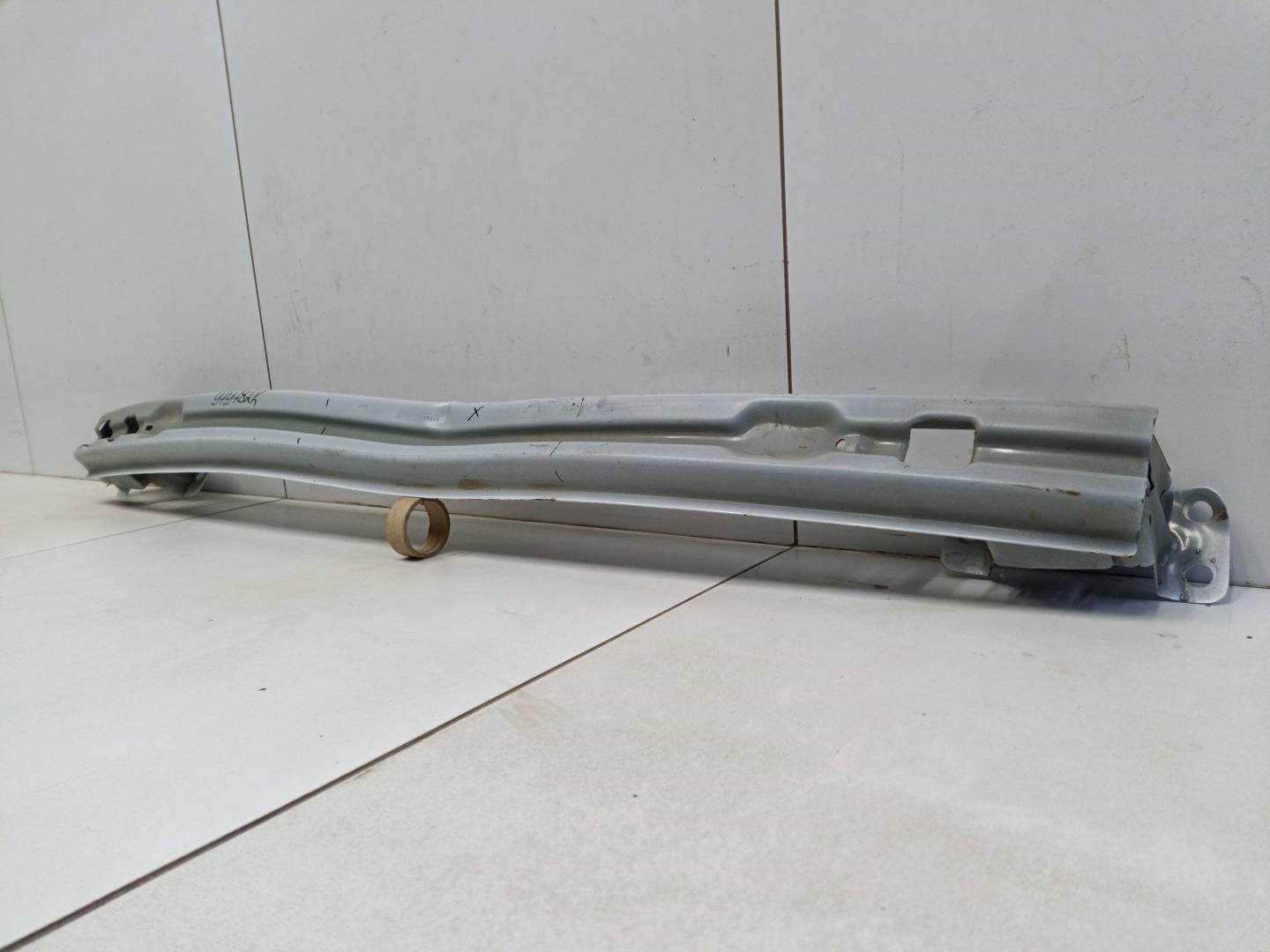 Усилитель заднего бампера