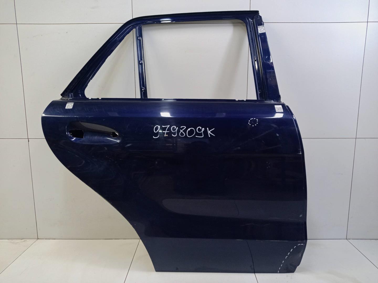 Дверь задняя правая