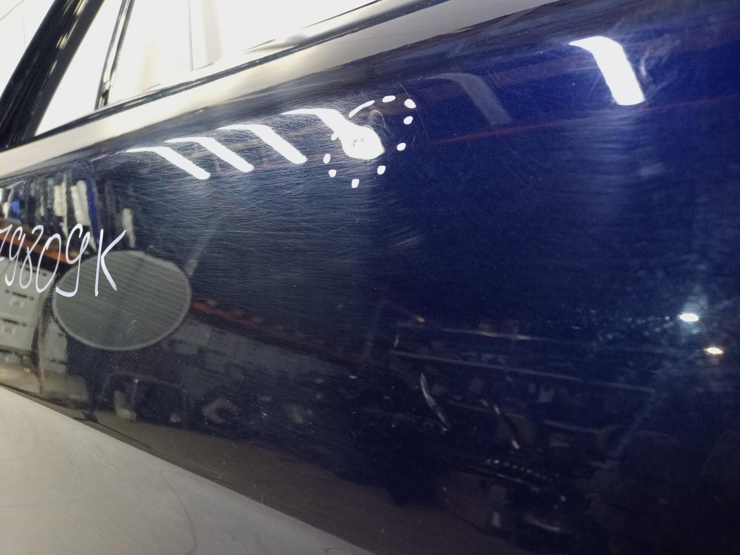 Дверь задняя правая