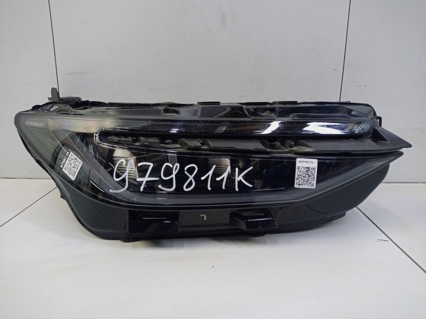 Фара правая