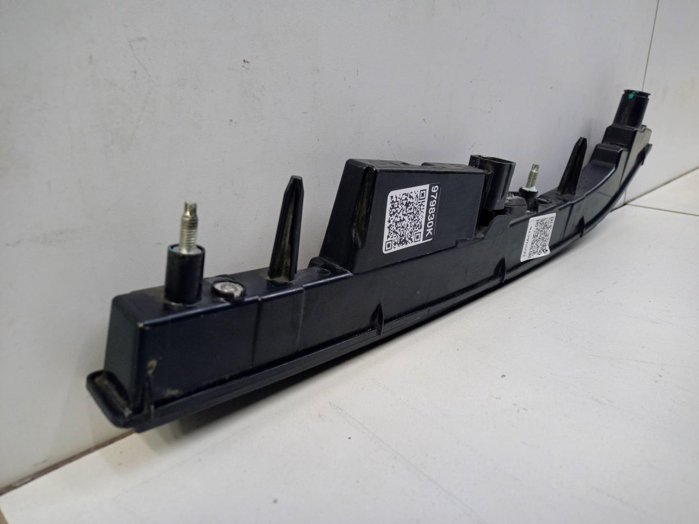 Фара дневного света правая (ходовые огни)