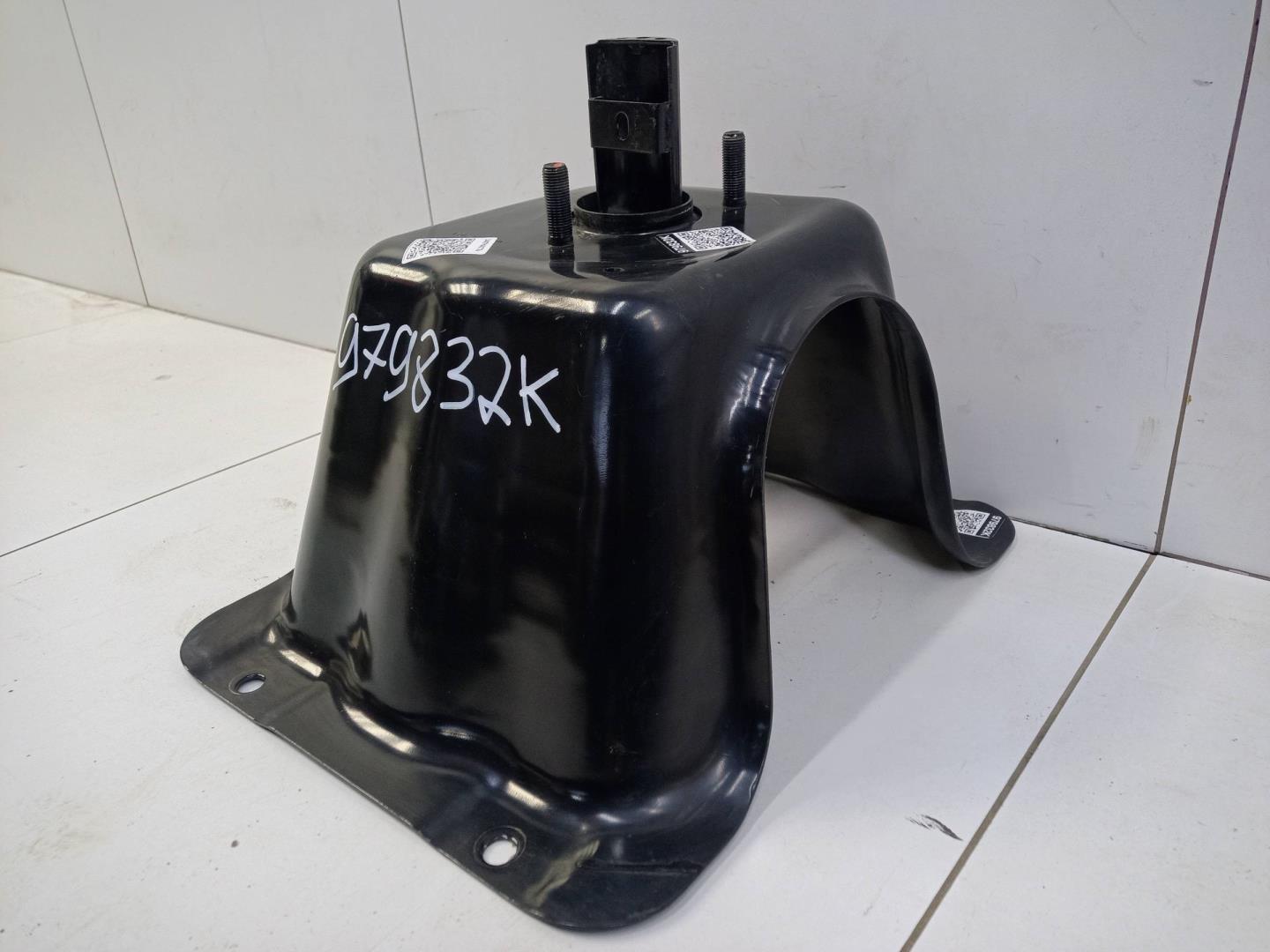 Кронштейн крепления запасного колеса