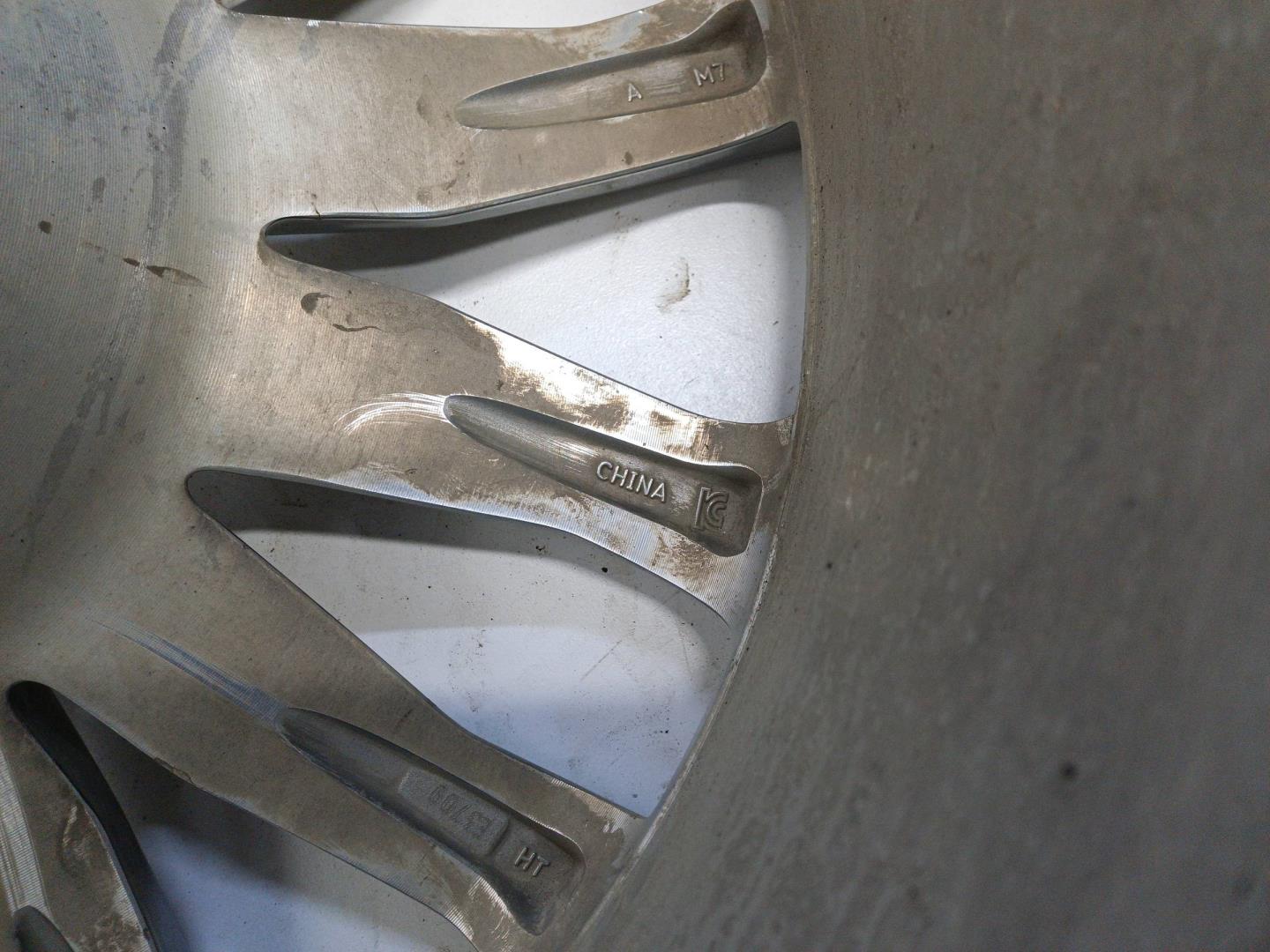 Диск колесный литой легкий сплав