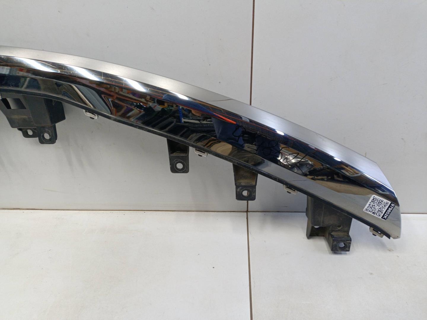 Накладка на решетку радиатора