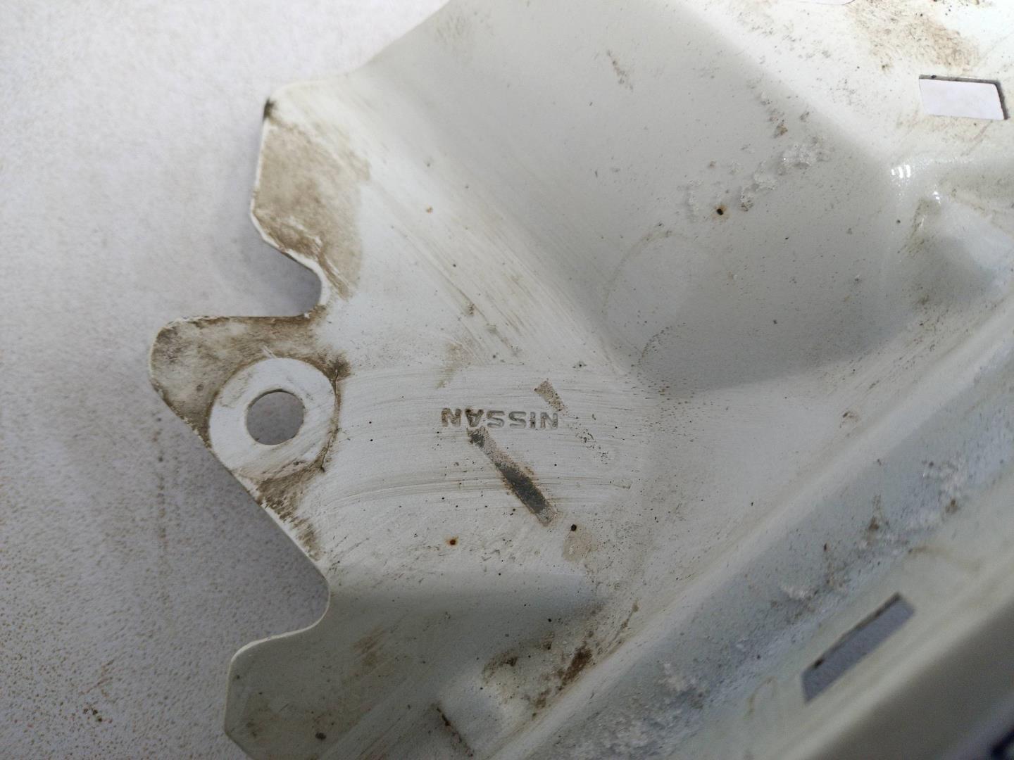 Крыло переднее правое