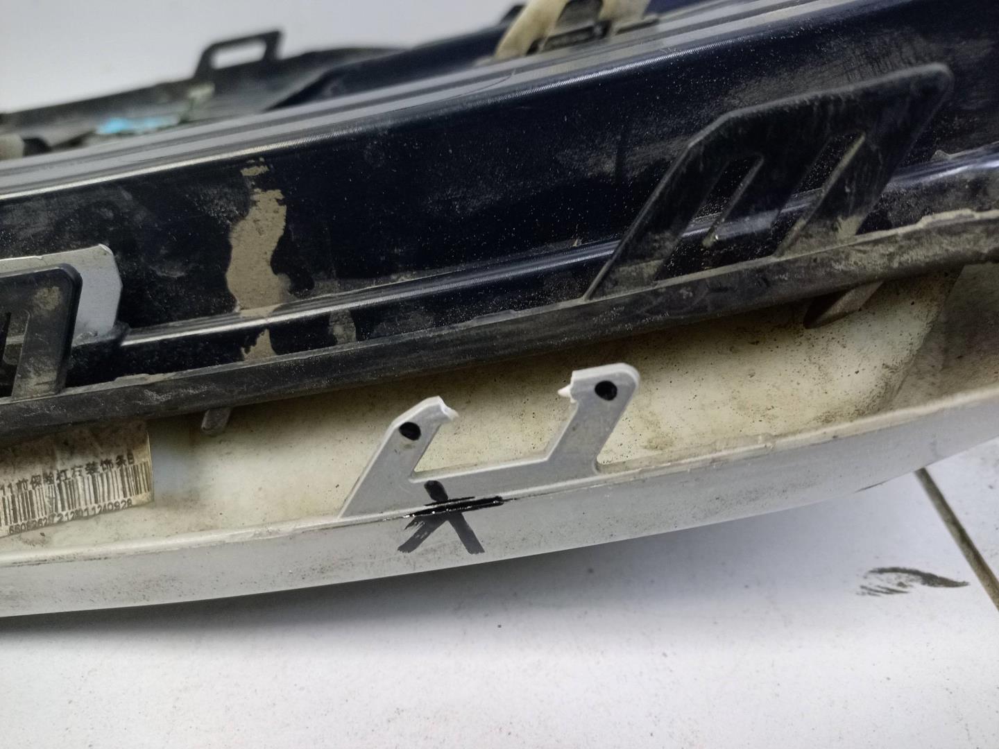 Решетка в бампер правая