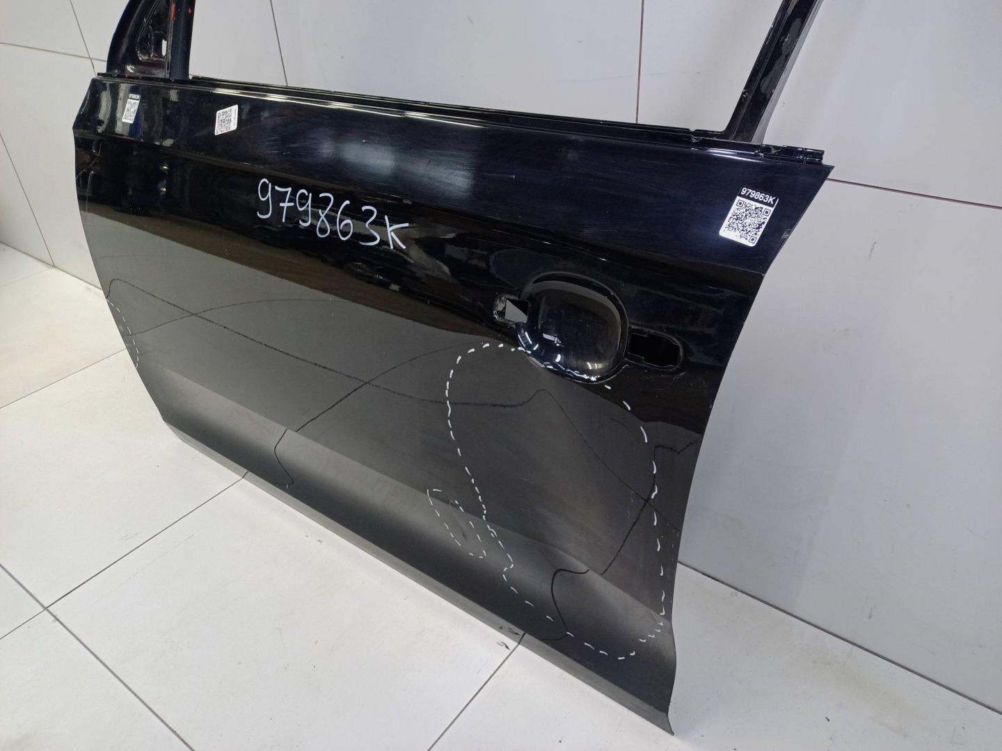 Дверь передняя левая