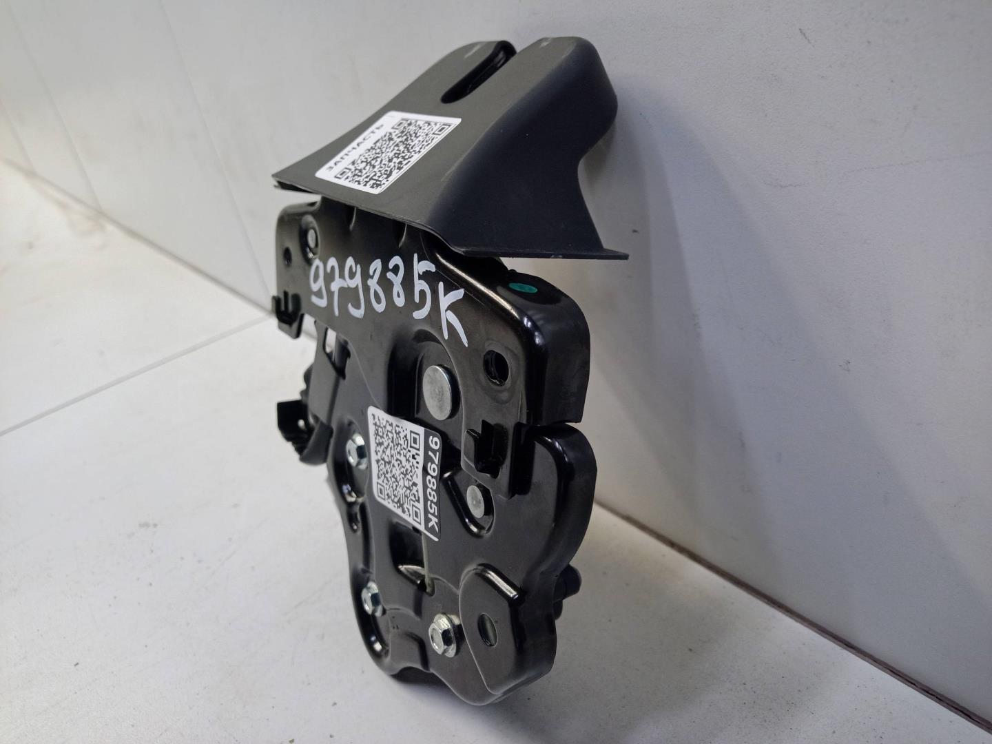 Замок багажника