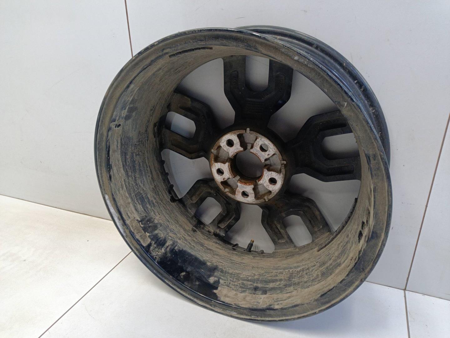 Диск колесный литой легкий сплав