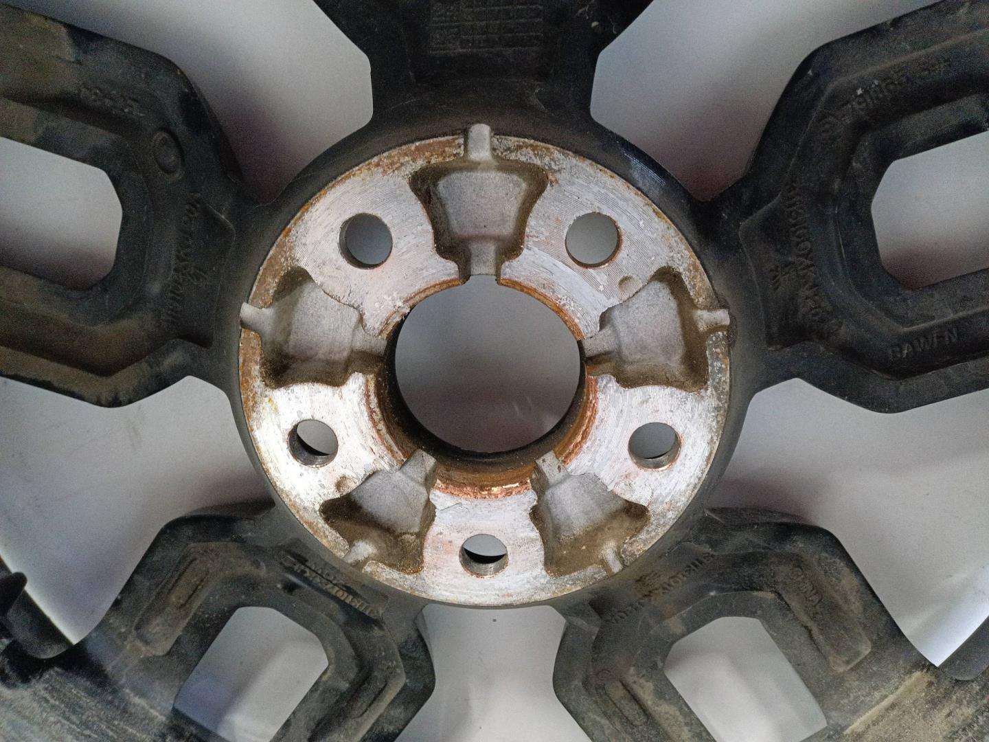 Диск колесный литой легкий сплав